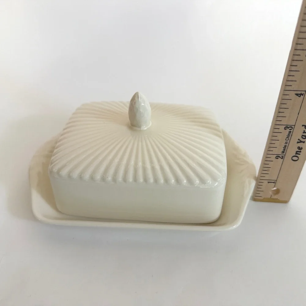 Wedgwood Edme Butter Dish‎ Creamware England Covered Butter Keeper Dish